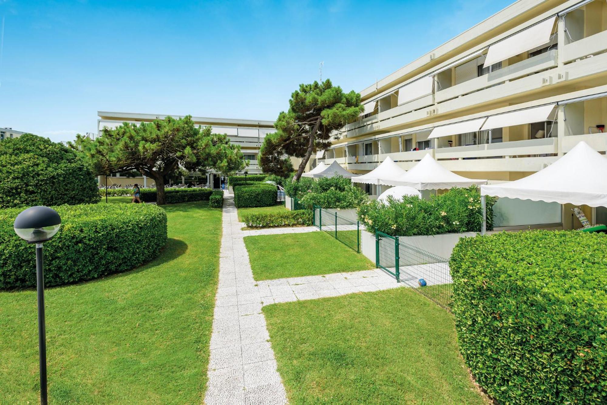Isaresidence 3*
